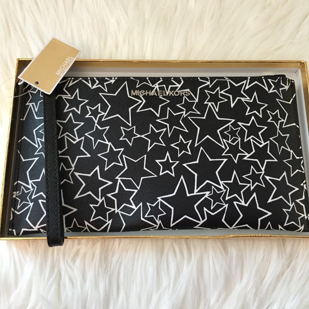 LAST ONE NWT Michael Kors Giftables LG Zip Clutch - Picture 2 of 8